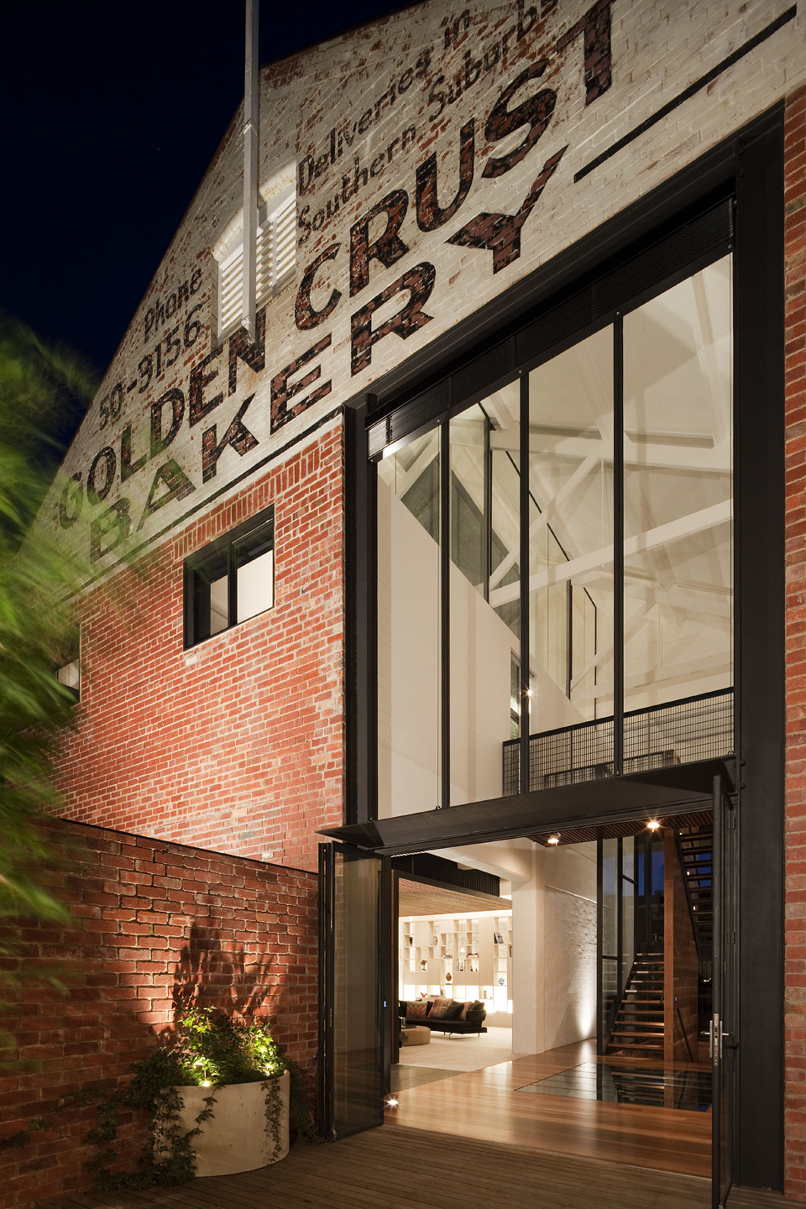 Golden Crust Bakery House Jackson Clements Burrows