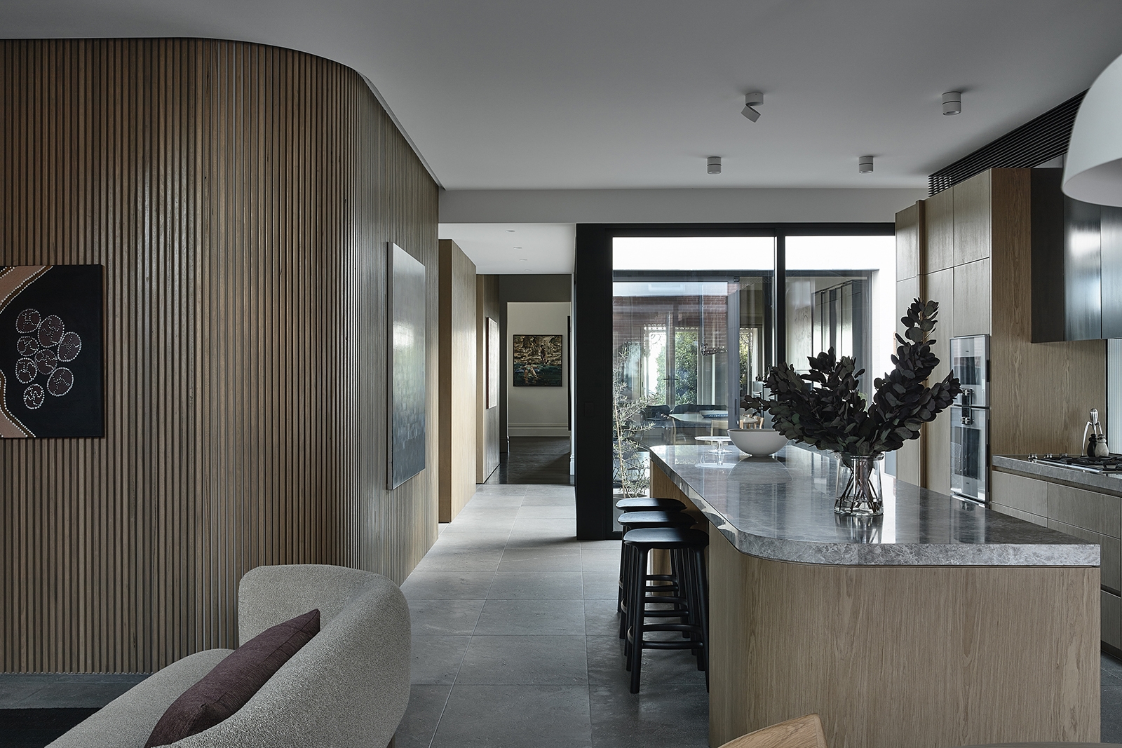 3 249 Beaconsfield Parade